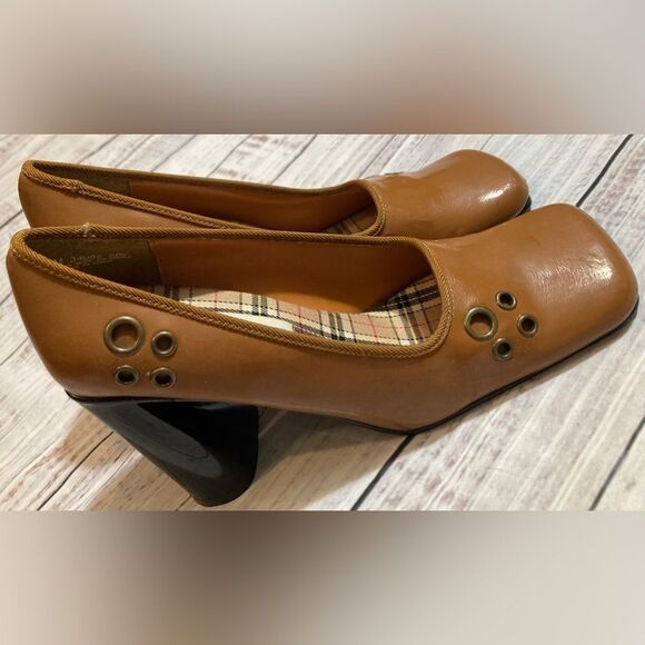 Mainframe Retro Women’s Chunky Heels 70s style 90s shoes size 6 Square Toe - Picture 1 of 14